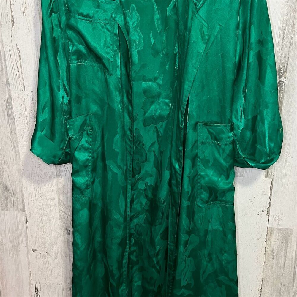 Victoria's Secret Womens Green‎ Belted Robe Size Medium/large vintage gold label